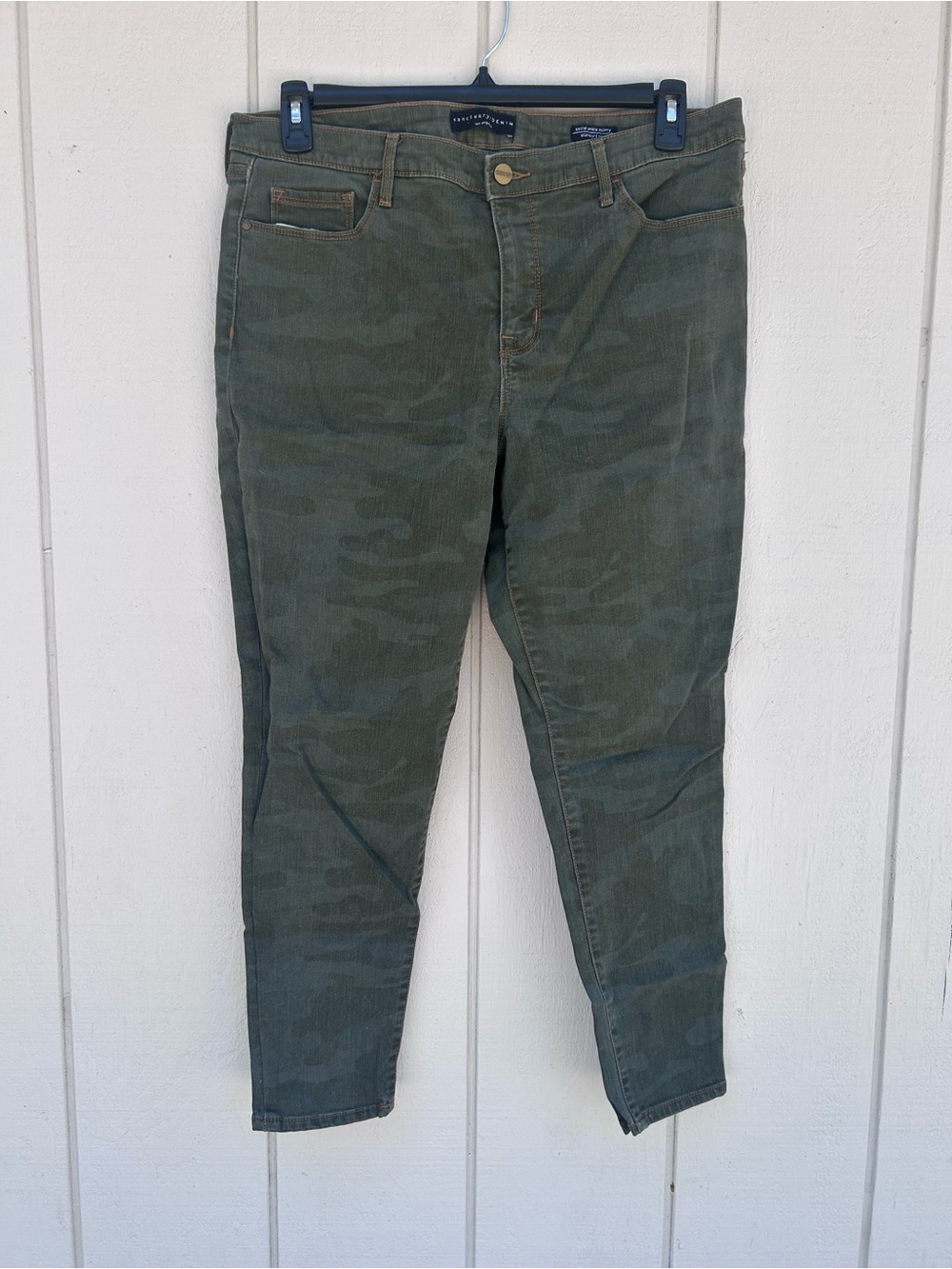 Sanctuary Olive Green Camo Skinny Pants women’s size 32 (14)
